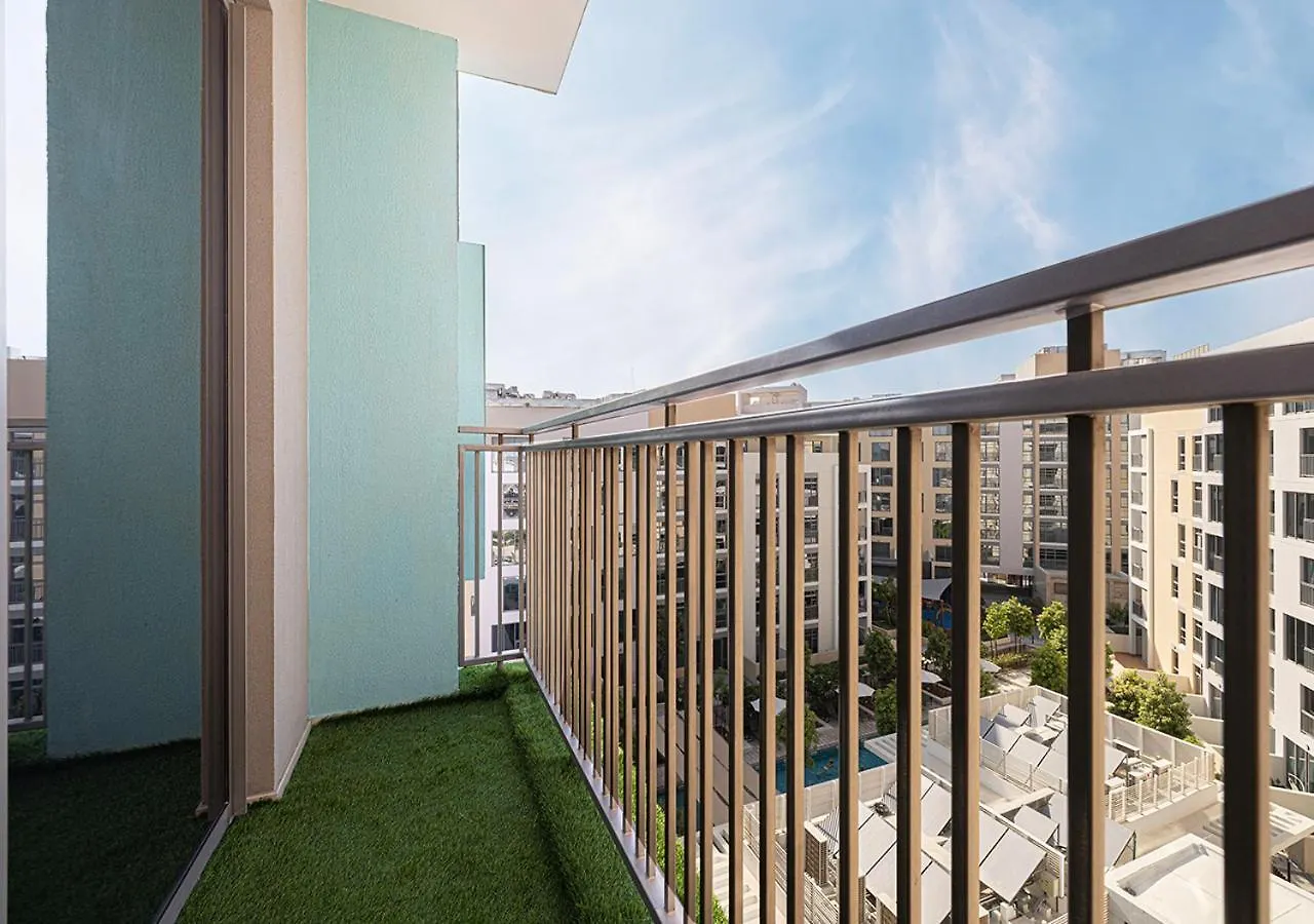 5 Star New Modern Studio Dubai Apartment