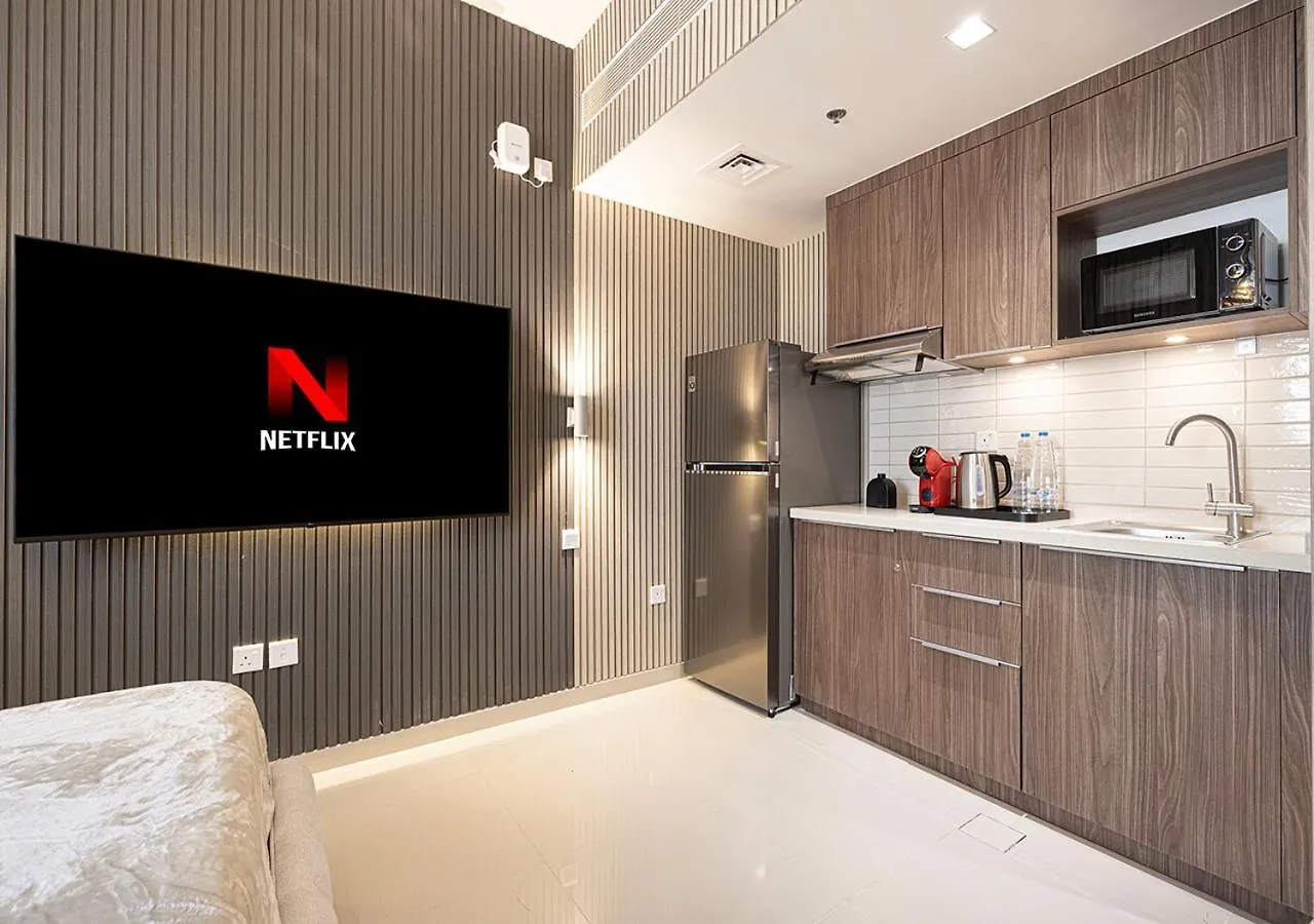 5 Star New Modern Studio Dubai Apartment